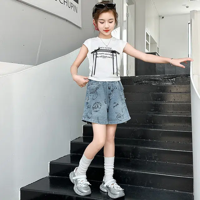 天才小熊休闲运动套装 女童夏季大童潮牌小孩衣服 小女孩 短袖 印花牛仔短裤 洋气时髦 漂亮 甜美 儿童款