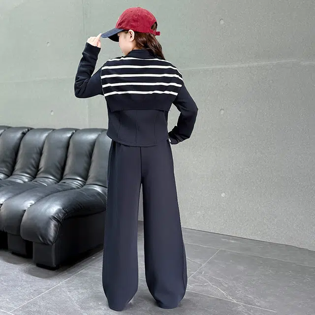 天才小熊休闲运动套装 女童春秋季浮雕立领条纹披肩针织大童潮牌小孩衣服 小女孩短袖洋气时髦 舒适帅气轻便