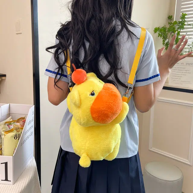 天才小熊 学生书包女初中韩系学院风 小众大高颜值背包 经典时尚设计 高级感 休闲拉链开合 丝绒 双肩包 常规 歪头