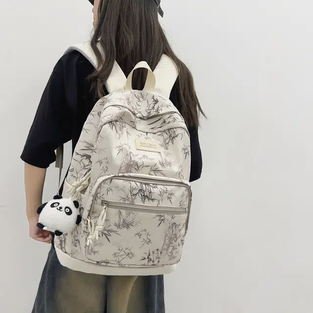 天才小熊 书包女初中女生高中生大学生背包  简约森系 经典时尚小众设计 高级感 休闲拉链开合 尼龙布 双肩包 常规 白色