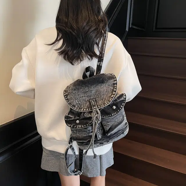 天才小熊 初中生书包女 大容量高中生减负 学生背包高颜值  经典时尚小众设计 高级感 牛仔布 双肩包 常规 黑色