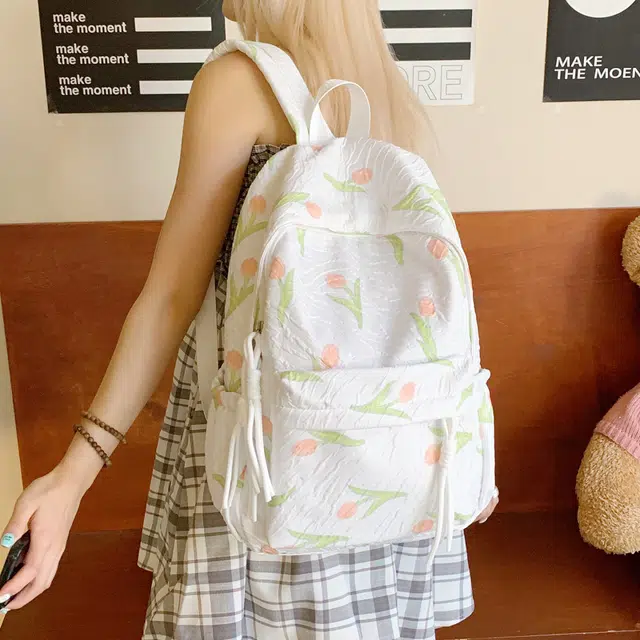天才小熊 书包高中生轻便减负大容量初中生小学生 经典时尚小众设计 高级感 休闲拉链开合 尼龙布 双肩包 常规 白色