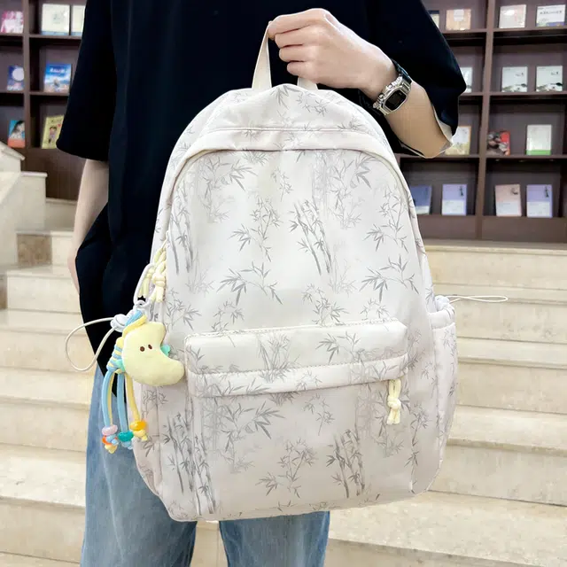 天才小熊 书包女生高中生日系撞色高颜值 大学生印花大容量背包  休闲拉链开合  尼龙布 双肩包 常规 白色