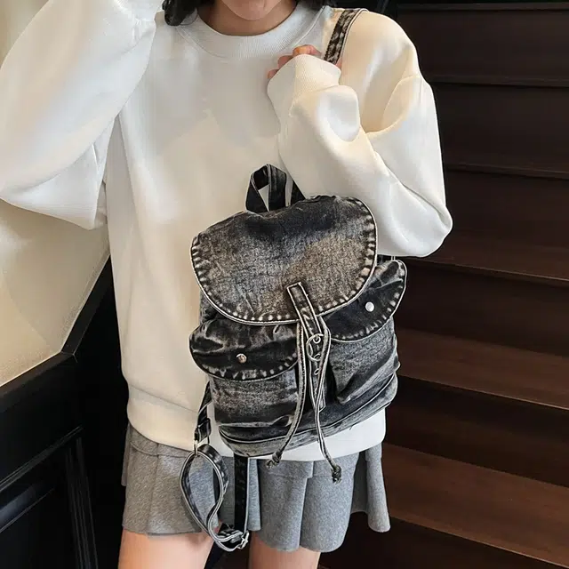 天才小熊 初中生书包女 大容量高中生减负 学生背包高颜值  经典时尚小众设计 高级感 牛仔布 双肩包 常规 黑色