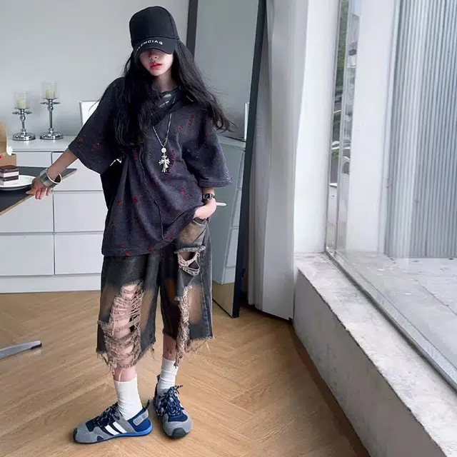 天才小熊休闲运动套装 女童夏季大童潮牌小孩衣服 小女孩 扎染烧花短袖加做旧破洞中裤  洋气时髦 漂亮 甜美