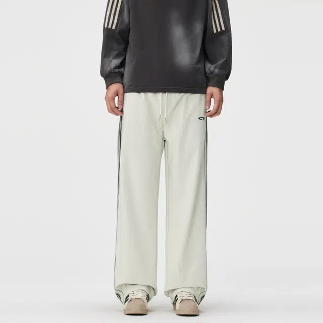 假日伯爵 美式复古条纹设计纯色简约秋季款透气舒适柔软亲肤宽松直筒垂感运动显高显瘦男士长裤休闲裤 男款