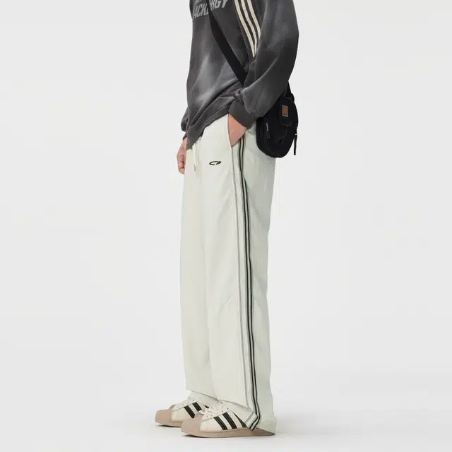 假日伯爵 美式复古条纹设计纯色简约秋季款透气舒适柔软亲肤宽松直筒垂感运动显高显瘦男士长裤休闲裤 男款