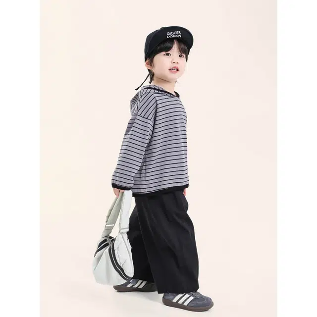 俞兆林卫衣 童装男童秋装韩版春秋上衣中小童条纹连帽套头衫拼色舒适时尚季中大童 儿童款