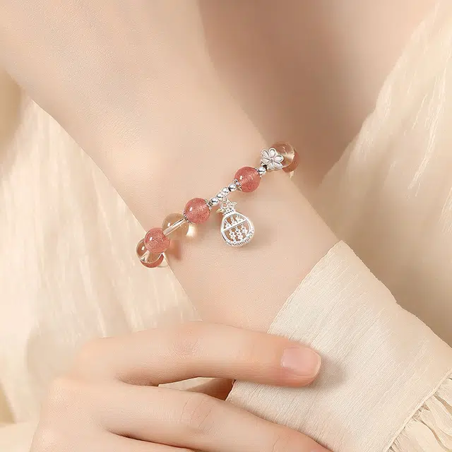 【财源滚滚 富贵吉祥】 优奕芳 聚财纳福 日常风格  高级感满满 中式算盘 精致百搭天然 草莓晶 手串 女款