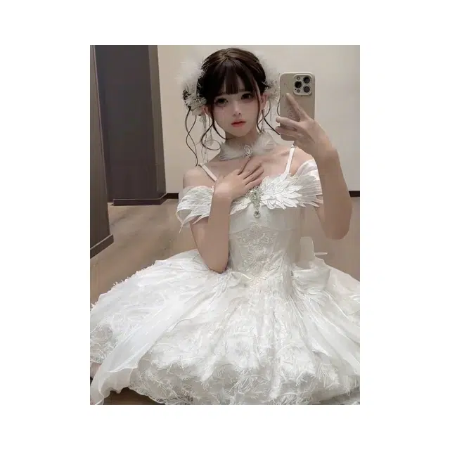 依钗 短款派对公主裙简约设计感萝莉装 女款