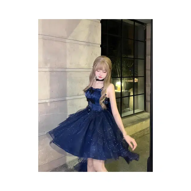 依钗 洋装可爱细闪蓬蓬裙拖尾公主感轻礼礼裙萝莉装 女款