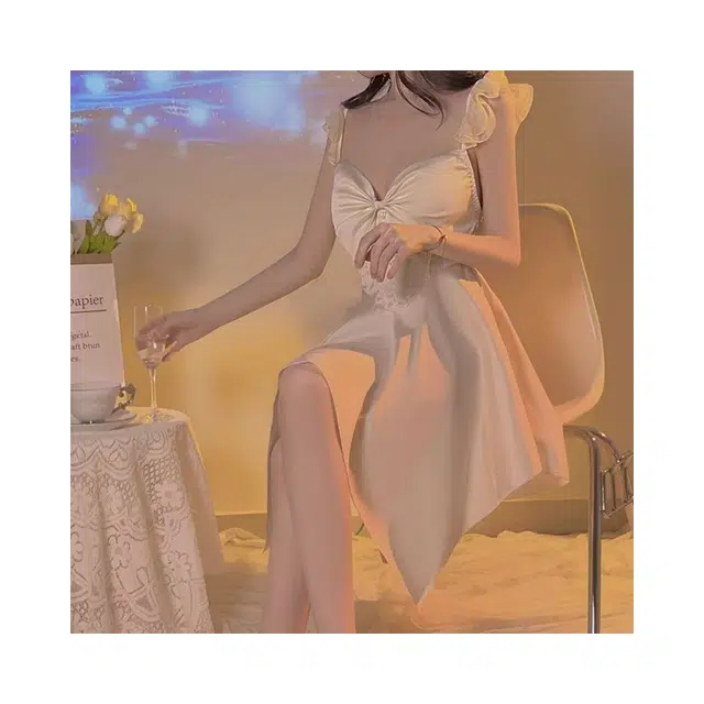 依钗 冰丝缎面性感聚拢加胸垫睡衣收腰吊带睡裙女家居服套装连衣裙 女款