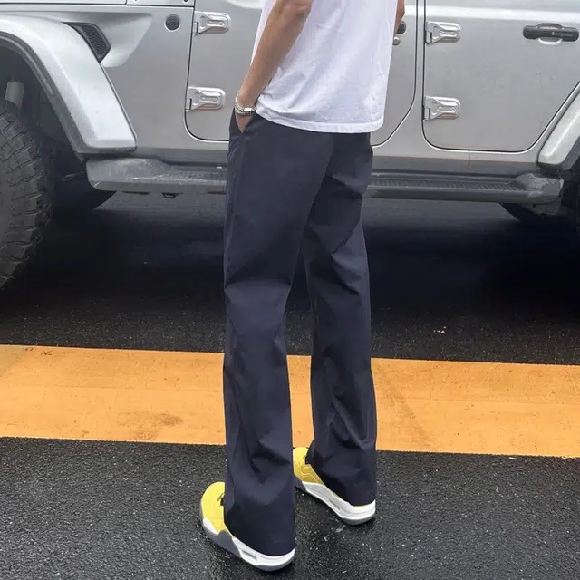 NOAHGIGI Dry-Fit Straight Pants