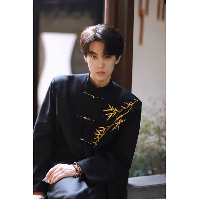 ""ROCCA DESIGN x WARNING LIGHT Neo-Chinese