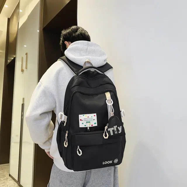 米囹 校园风书包 轻盈减负 双肩包 大号 白色