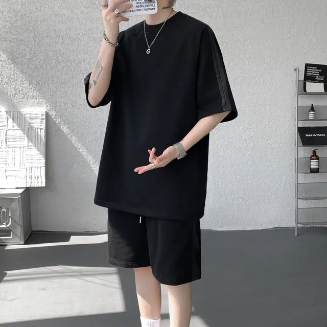 H.V.G.A T