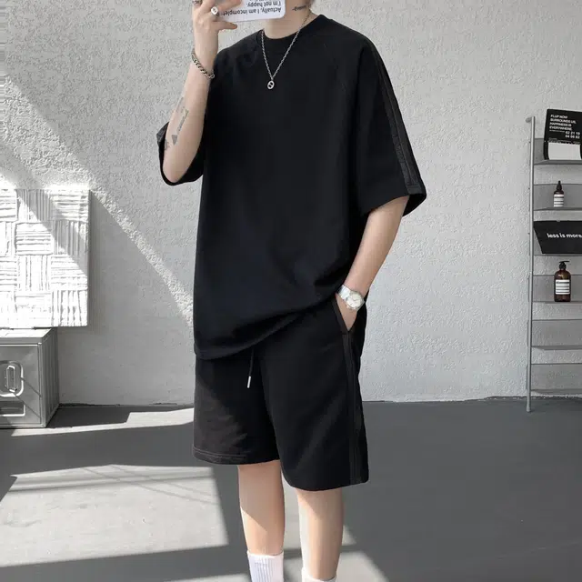H.V.G.A T