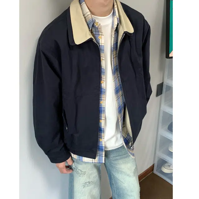 H.V.G.A vintage