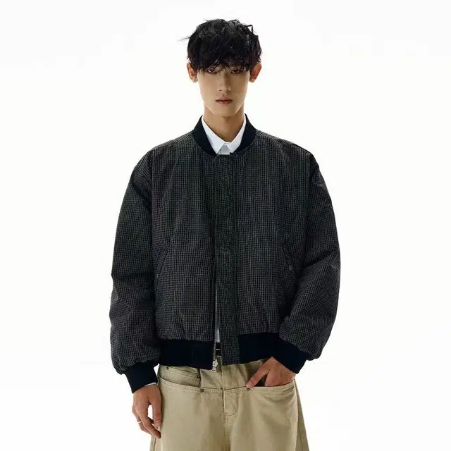 DAND cleanfitbomber