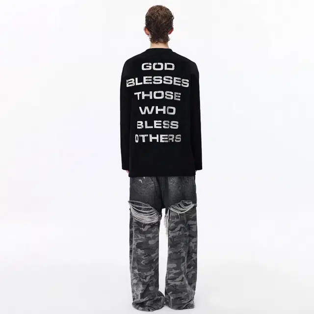 DAND Vintage Cross Long Sleeve Tee