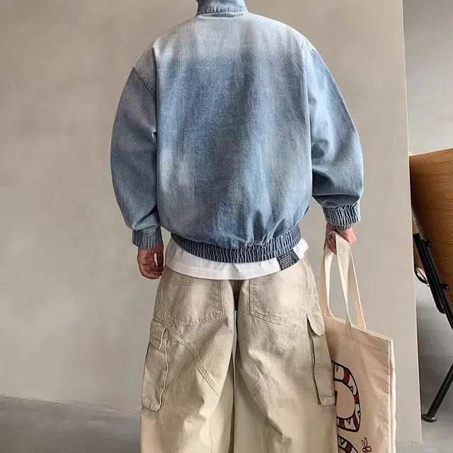 洞洞拐 美式复古水洗扎染贴布做旧宽松时尚落肩半拉链套头夹克牛仔外套 男女同款