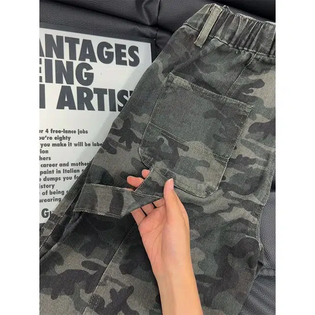 洞洞拐 美式高街迷彩街头潮牌痞帅巴黎风宽松阔腿微喇叭裤牛仔裤 男女同款