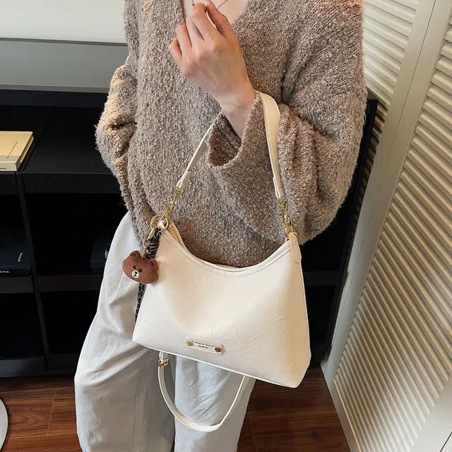 ORANGE BEAN PU