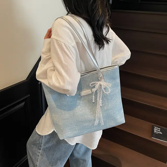 ORANGE BEAN ins Tote
