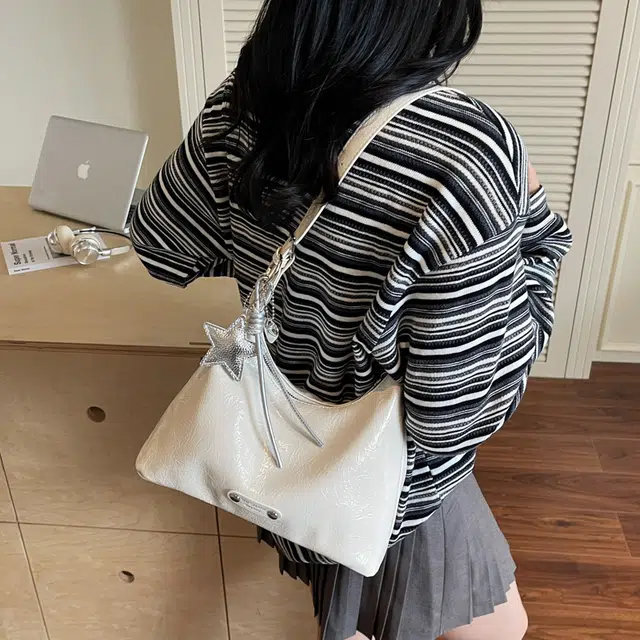 ORANGE BEAN PU