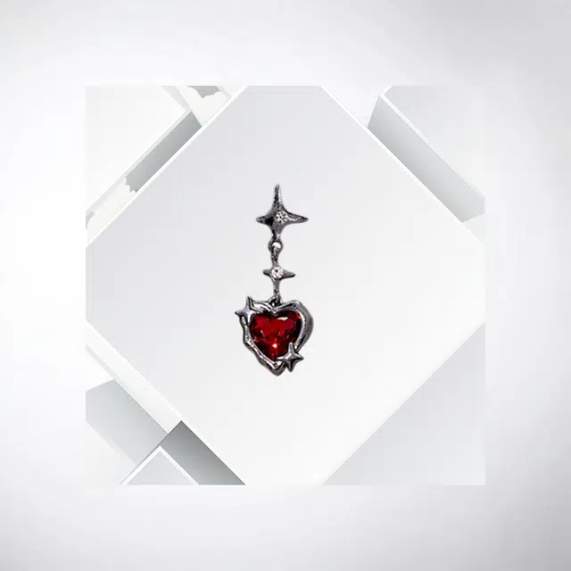 清脆小溪 甜酷辣妹风红色爱心小众高级设计感时尚个性潮流暗黑复古创意百搭 合金 耳环 女款