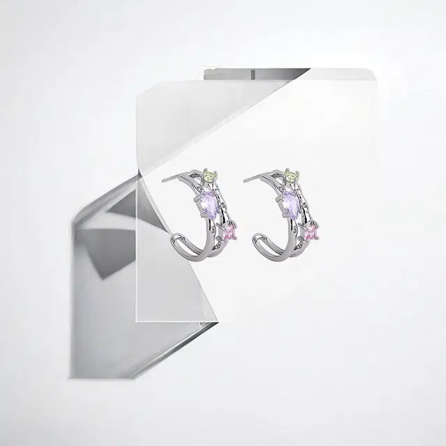 清脆小溪 彩色镂空甜酷风小众高级感简约多巴胺轻奢气质精致冷淡风甜美日常百搭 锆石 耳环 女款