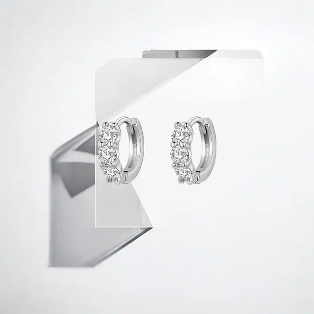 清脆小溪 超闪圈圈 简约轻奢小众设计气质防过敏睡觉免摘小清新风日常百搭 合金 耳环 女款