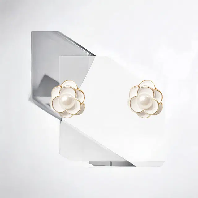 清脆小溪 山茶花温柔甜美高级气质复古法式风 小众设计超仙耳饰 森系小清新 日常百搭 合金 耳钉 女款