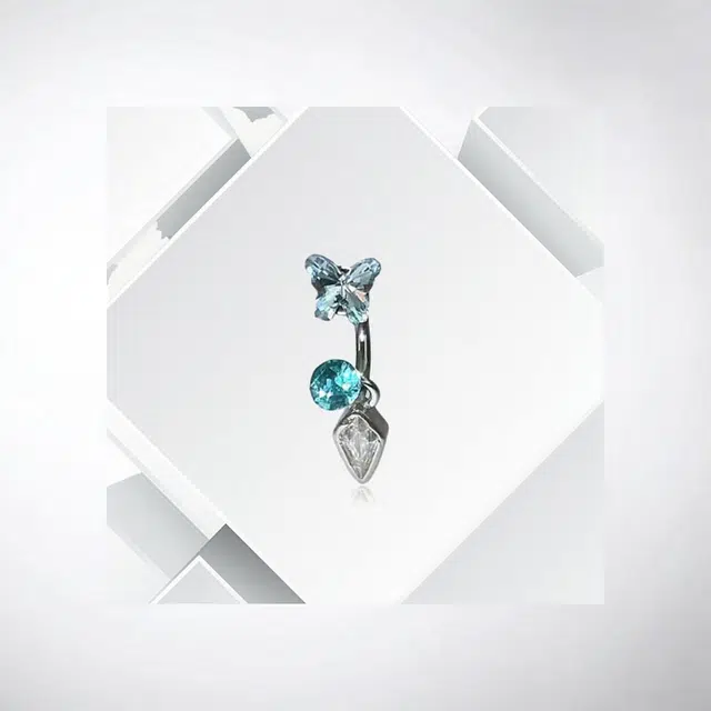 清脆小溪 蝴蝶马蹄环国潮新中式轻奢气质小众精致简约设计小清新爆闪高级感个性百搭#好运 锆石 耳环 女款