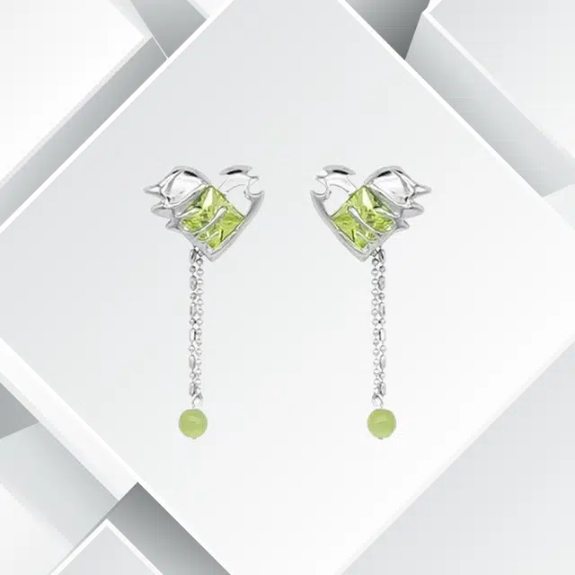 清脆小溪 镂空爱心流苏 通勤时尚百搭款高级感气质轻奢风 合金 耳环 女款