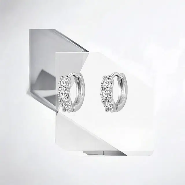 清脆小溪 超闪圈圈 简约轻奢小众设计气质防过敏睡觉免摘小清新风日常百搭 合金 耳环 女款