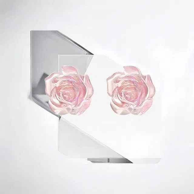 清脆小溪 甜美粉色山茶花系列 法式轻奢温柔风 小巧优雅气质 精致百搭 合金 耳钉 女款