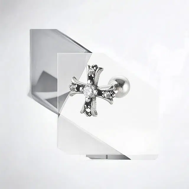 清脆小溪 暗黑十字架 超痞帅时尚潮流气质轻奢 街头嘻哈小众设计感 个性百搭#好运 合金 耳钉 男款