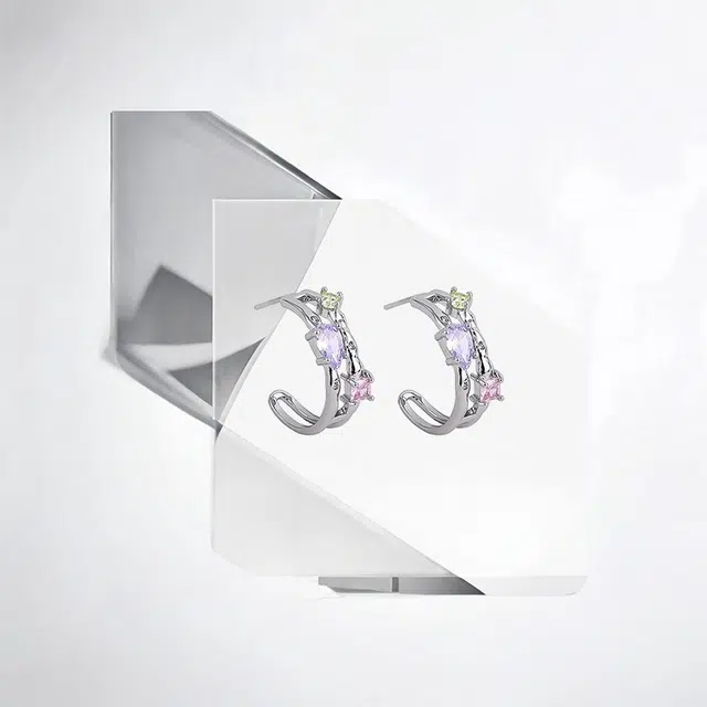 清脆小溪 彩色镂空甜酷风小众高级感简约多巴胺轻奢气质精致冷淡风甜美日常百搭 锆石 耳环 女款