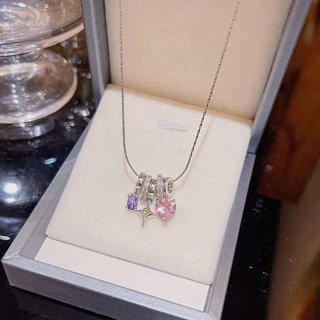 清脆小溪 多巴胺星芒爱心小众设计甜酷风吸精轻奢设计高级感精致甜美氛围感百搭 合金 挂件 女款