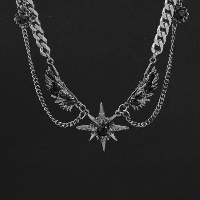 清脆小溪 潮流 星星羽翼创意设计暗黑系小众高级感 合金 项链 女款