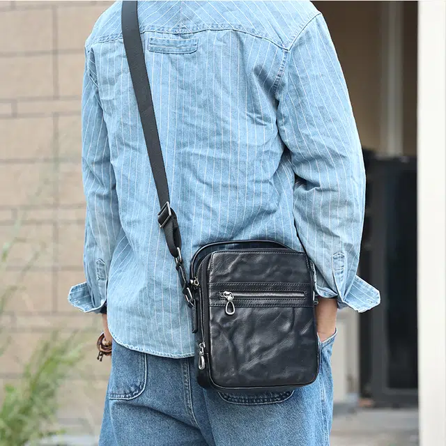 独匠 时尚百搭纯色潮流 牛皮 单肩斜挎手提包 常规 男款 黑色