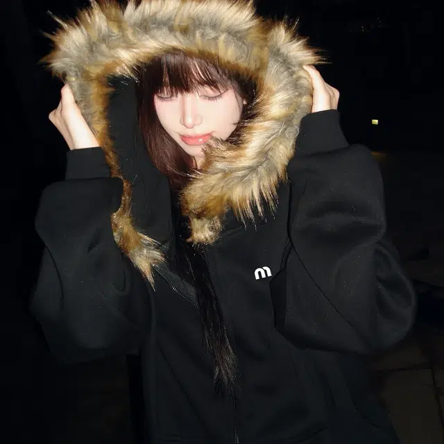 TEN MIRO M