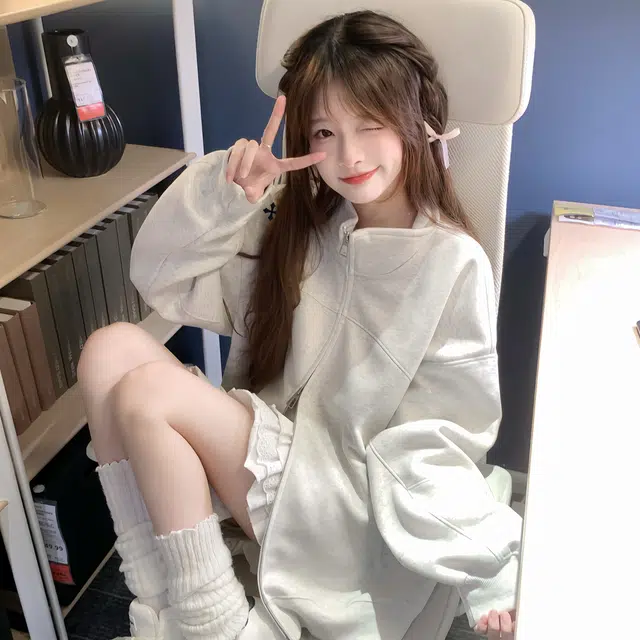 TEN MIRO