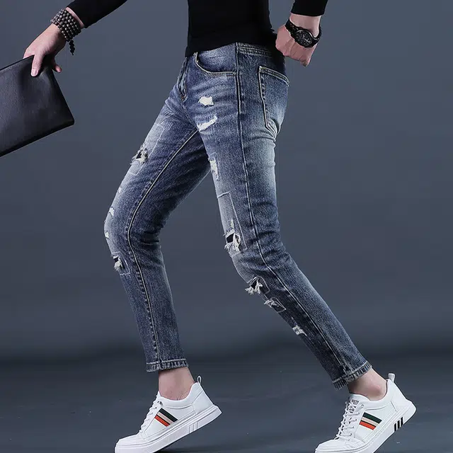92025