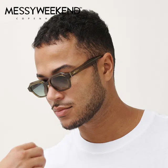 MESSYWEEKEND ANTHONY