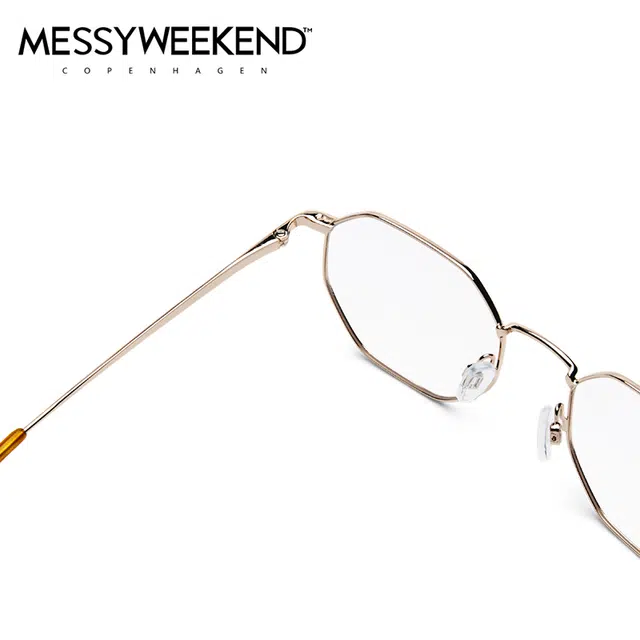 MESSYWEEKEND LIAM OPTICS