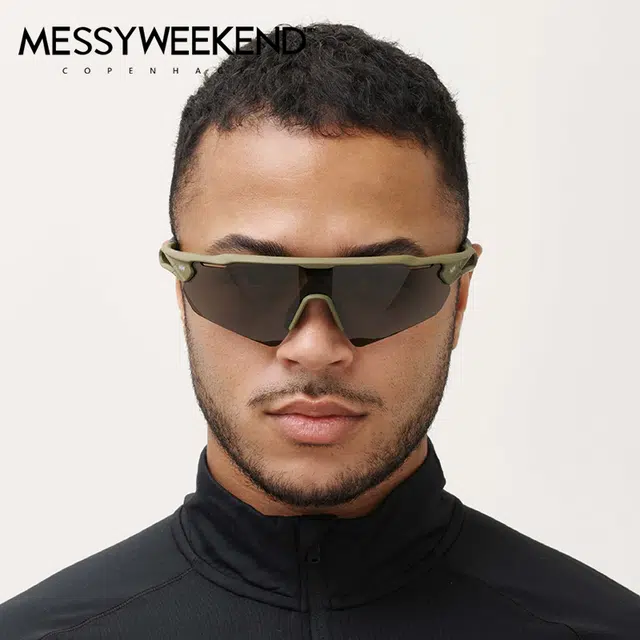 MESSYWEEKEND RAPID