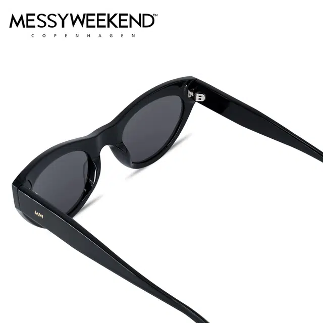MESSYWEEKEND DONNA