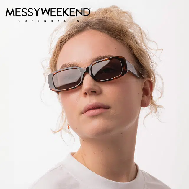 MESSYWEEKEND ROXIE